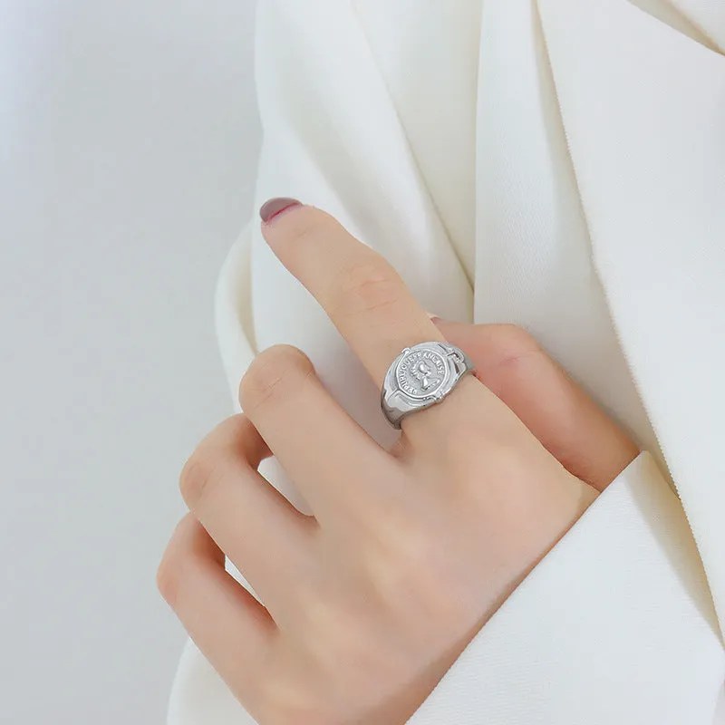 RegalVisage Ring