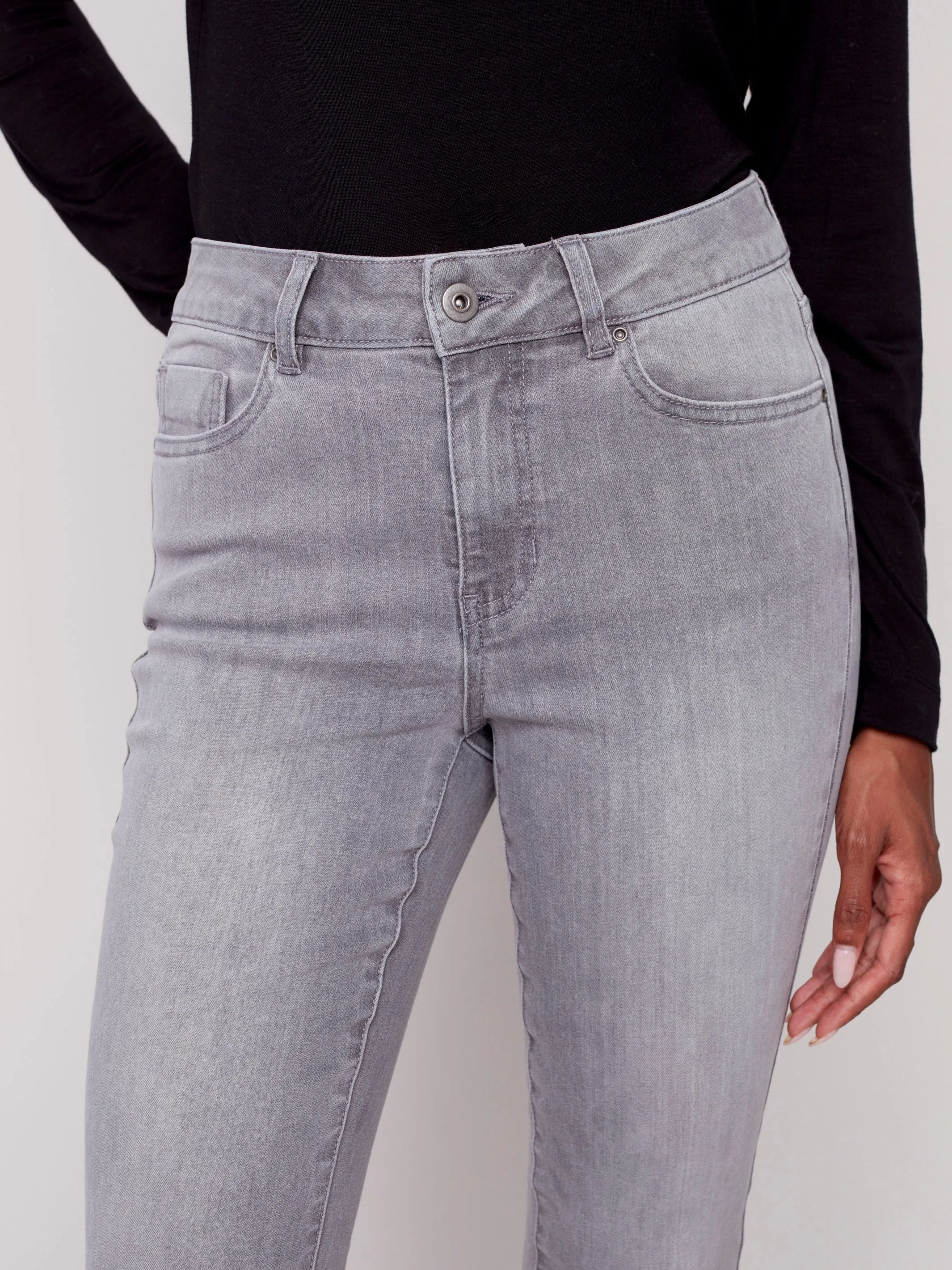 Stretchy Jeans with Tulip Hem - Soft Grey